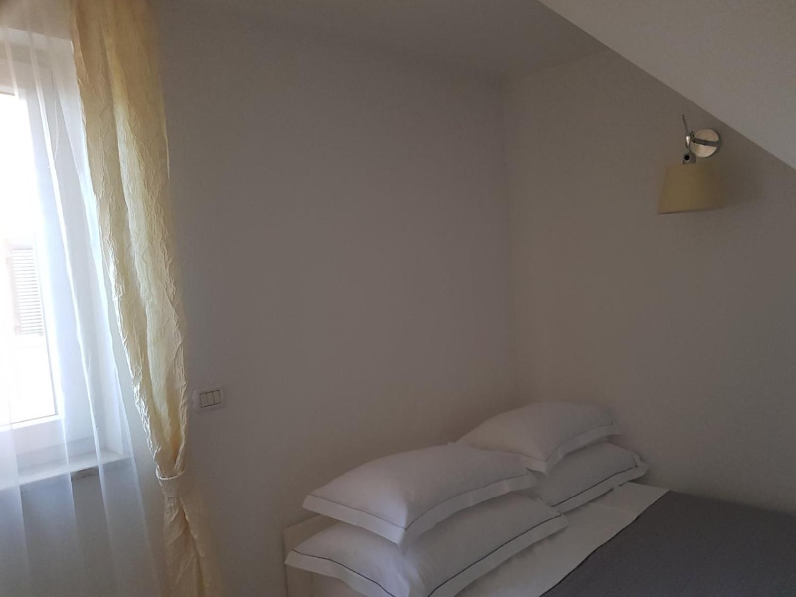 Apartments Fontana Zambratija Exterior photo